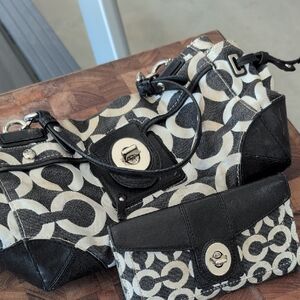 Coach Black and Cream Shoulder Bag Set